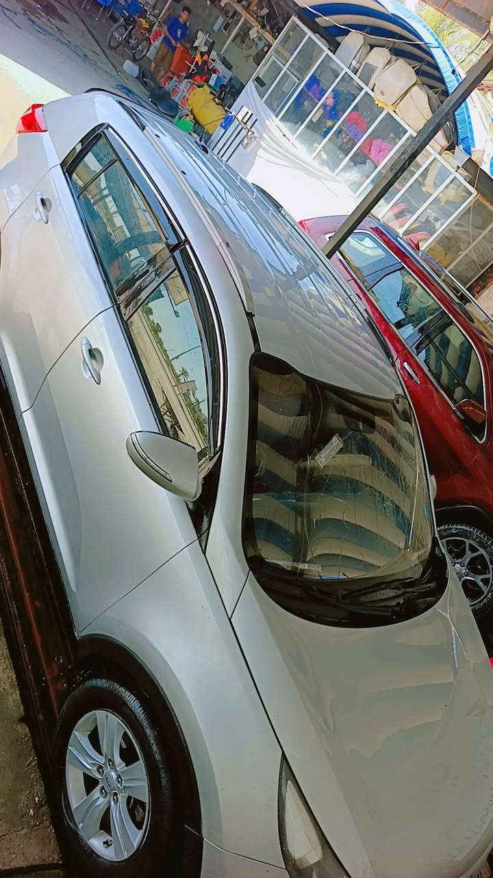 سلام عليكم سبورتج للبيع سعر 115وبيه مجال مديل 11وارد امريكي حادثة قطعة باب السايق مصبوغه حزام لجماليه فقط جارده رقم بابل دولي بسمي محرك 2400دوش عنواني كربلاء طويريج اي استفسار /***********
