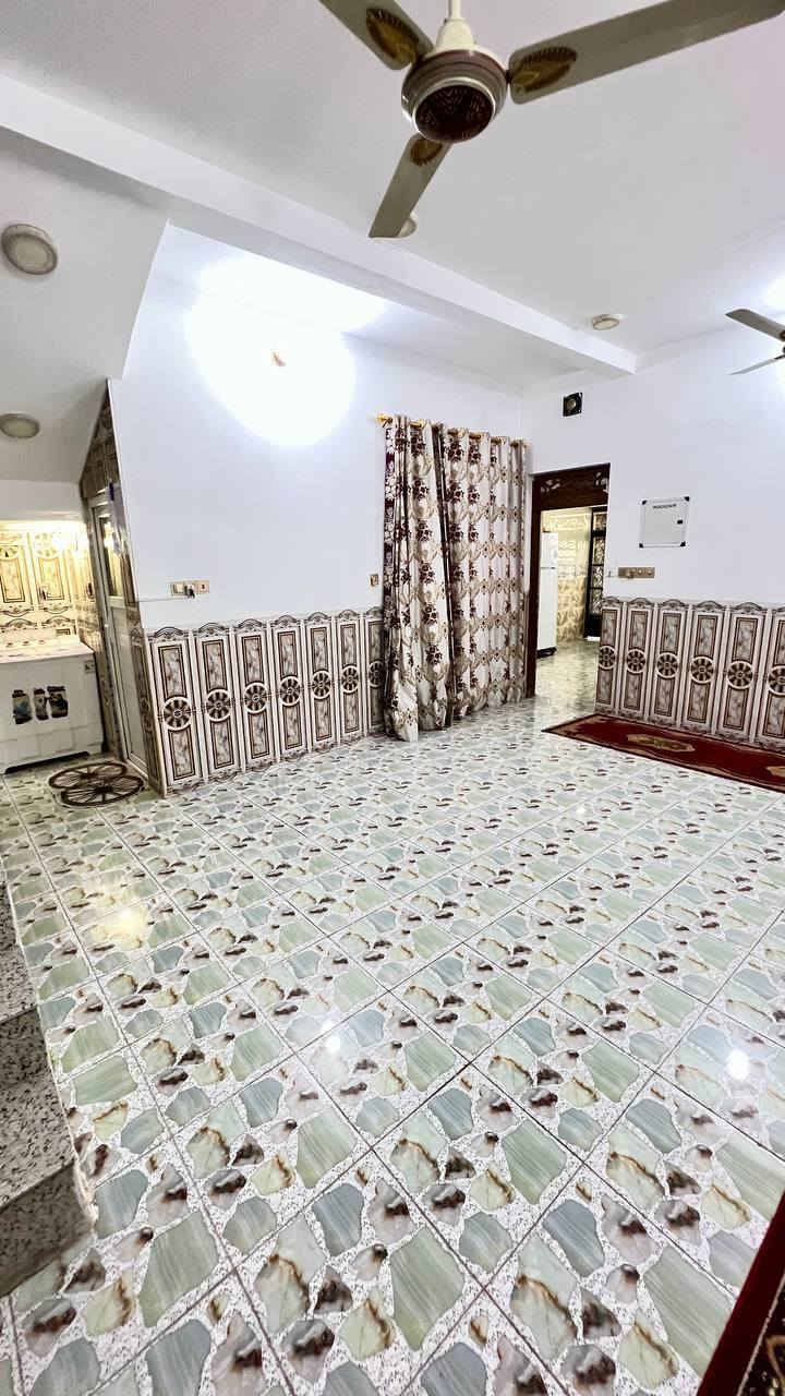 على بركة الله السلام علیکم بیت بالقاطع مساحته 125 واقع حال 140 للبيع او مراوس بعرصه ٢٠٠  أو ۲٥٠ للاستفسار لاتصال على رقم *********** مراسلة الصفحه
