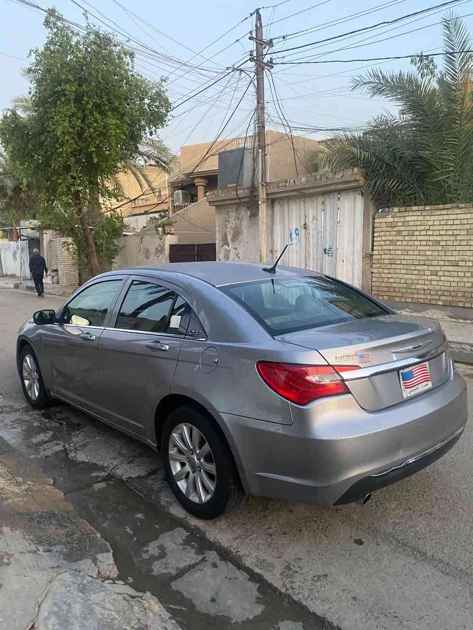 السلام عليكم كرايسلر c 200 للبيع موديل 2013 محرك 3600 خير من الله شلعة تشك الگاع كير حدادية تبريد ثلج كلة بشرط بدون صبغ فقط قمارة جاردة والحادث مرفق بالمنشور رقم بصرة الماني سنوية لل 27 سيارة حلوة وجاهزة برغي مابيه نقص مكاني بغداد للاستفسار *********** السعر 67 وبيها مجال للطيبين
