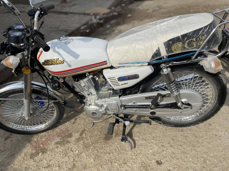 السلام عليكم دراجه نامه برو افضل شي بسوك رقم وسنوية     مداور ثاني يوم شرط الدراجه مال بيت مامشتغله دلفري  مكينه 25 شاصي 22 بيه غراض كله 25 ماعايزه برغي  السعر 1550 وبيه مجال رقمي ‭0788 572 5216‬مكاني النجف حي الزهراء 🤍
