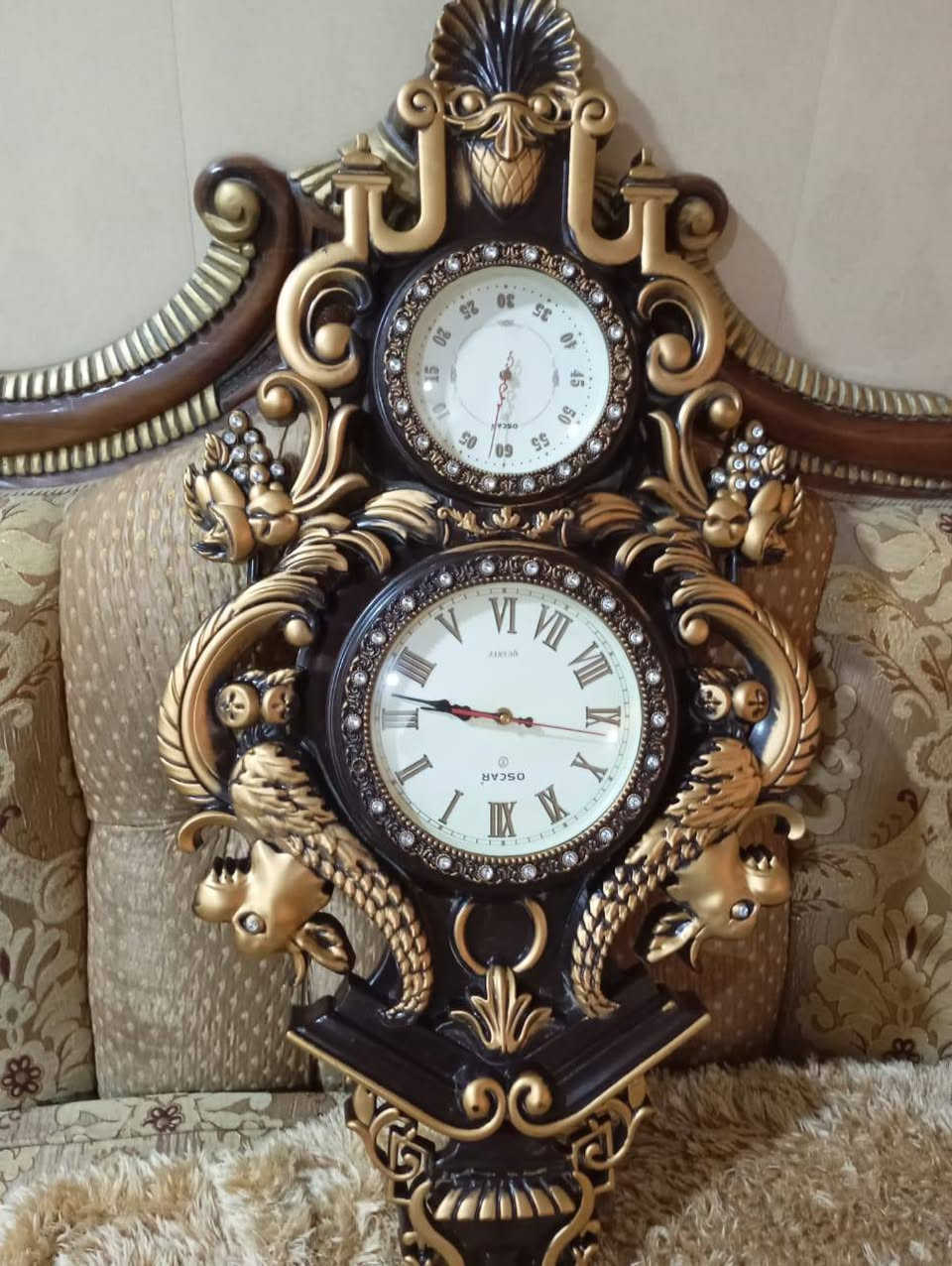 غرفه نوم للبيع تركي 7 قطع شرط النظافه 350 وبي مجال برده وتاج 50 وبي مجال ساعه جبيره 25 ساعه صغيرة 10 ***********
