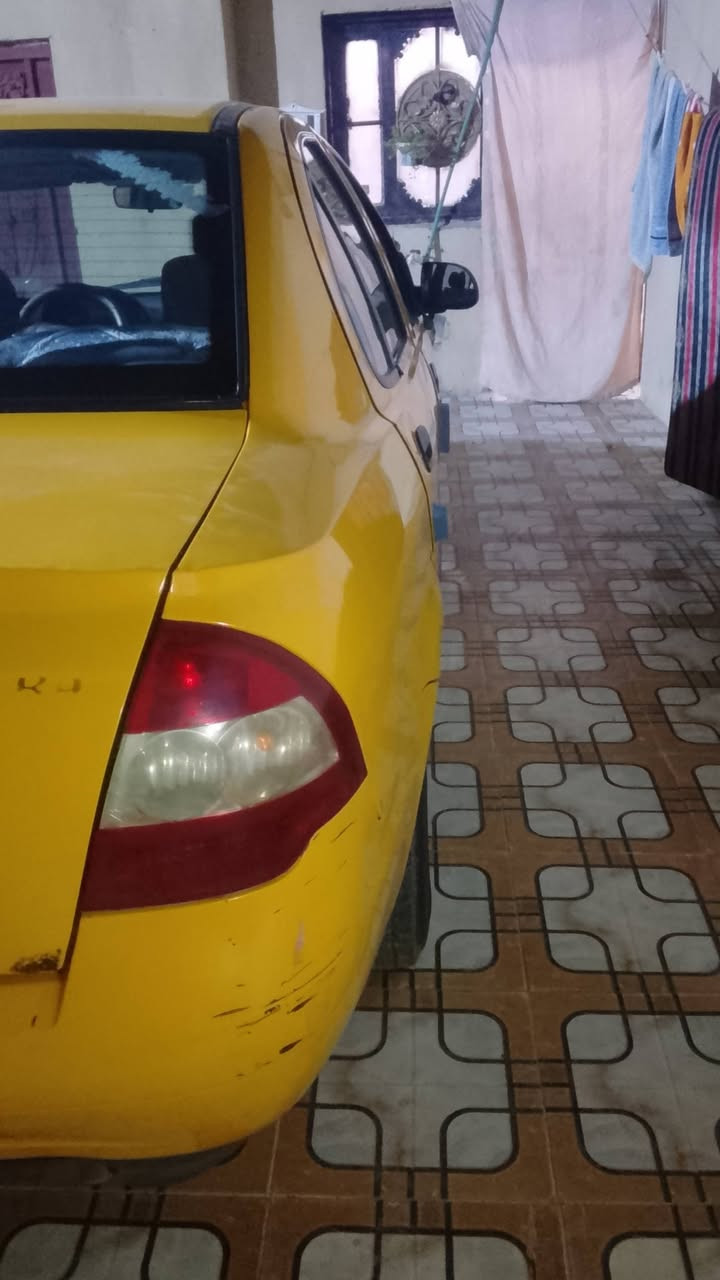 طيبه مديل 18 السياره حلوه وبلاديه  رقم انكليزي راعيها يمي السياره متعوب عليها اهواي 40وبيها مجال مكاني البصره الهارثه ‏‪***********‬‏
