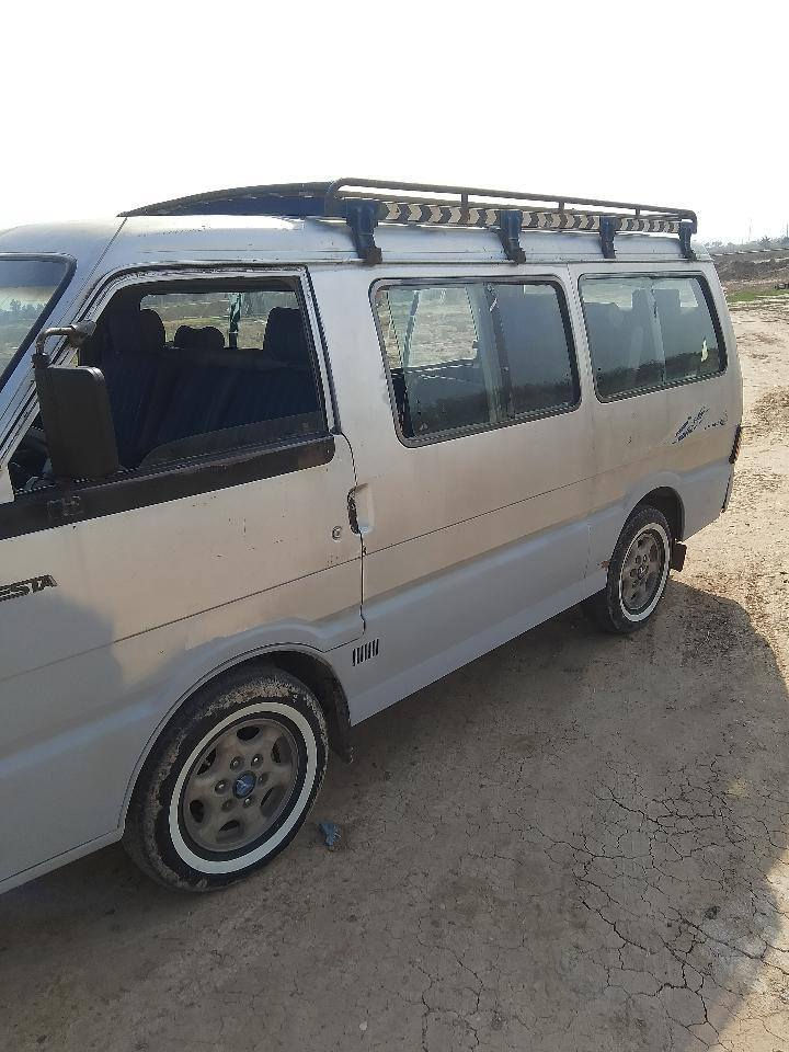 كيا  ٩٤ بلادي قطره صبغ مابيه مرشوشه اساس  حجل فقط شواصي ع شركه شرط دوشمه واحد ع واحد  كير محرك اكسل مشط باور  تخم تاير كله ضمان وين متريد افحص ترايك للبصره رقم بغداد سنويه ٢٩ بسمي شرط تحويل سعر ٤٥ بيه مجال ***********
