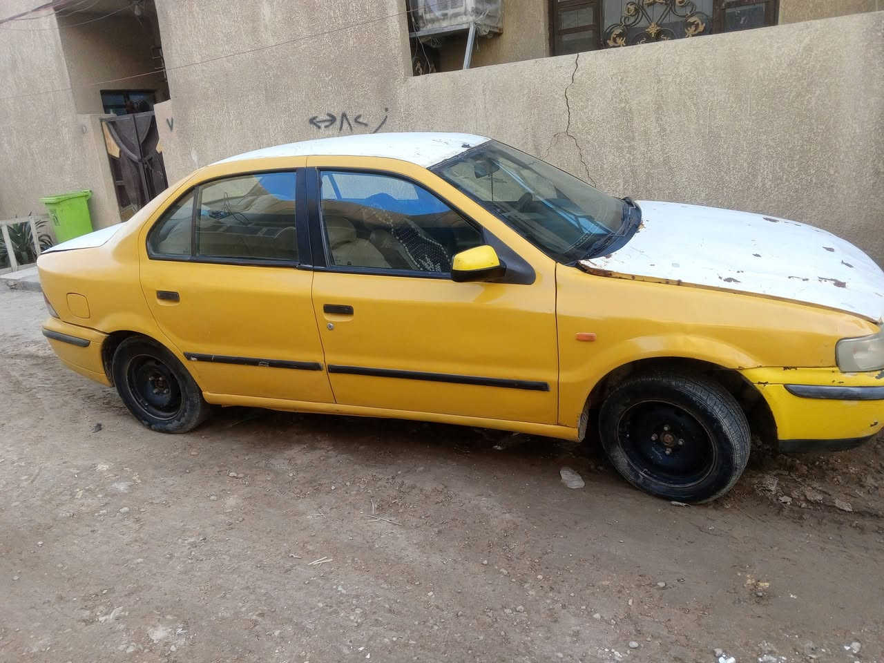 سياره سمند رقم بغداد الماني للبيع كشر مكفول كير محرك مكفول كهربايات كله شغاله عنوان بغداد   كوريش مدخل القوس سعر 22 مامتواجد عل فيس نتصل وبيك خير ودلل  ‏‪***********‬‏
