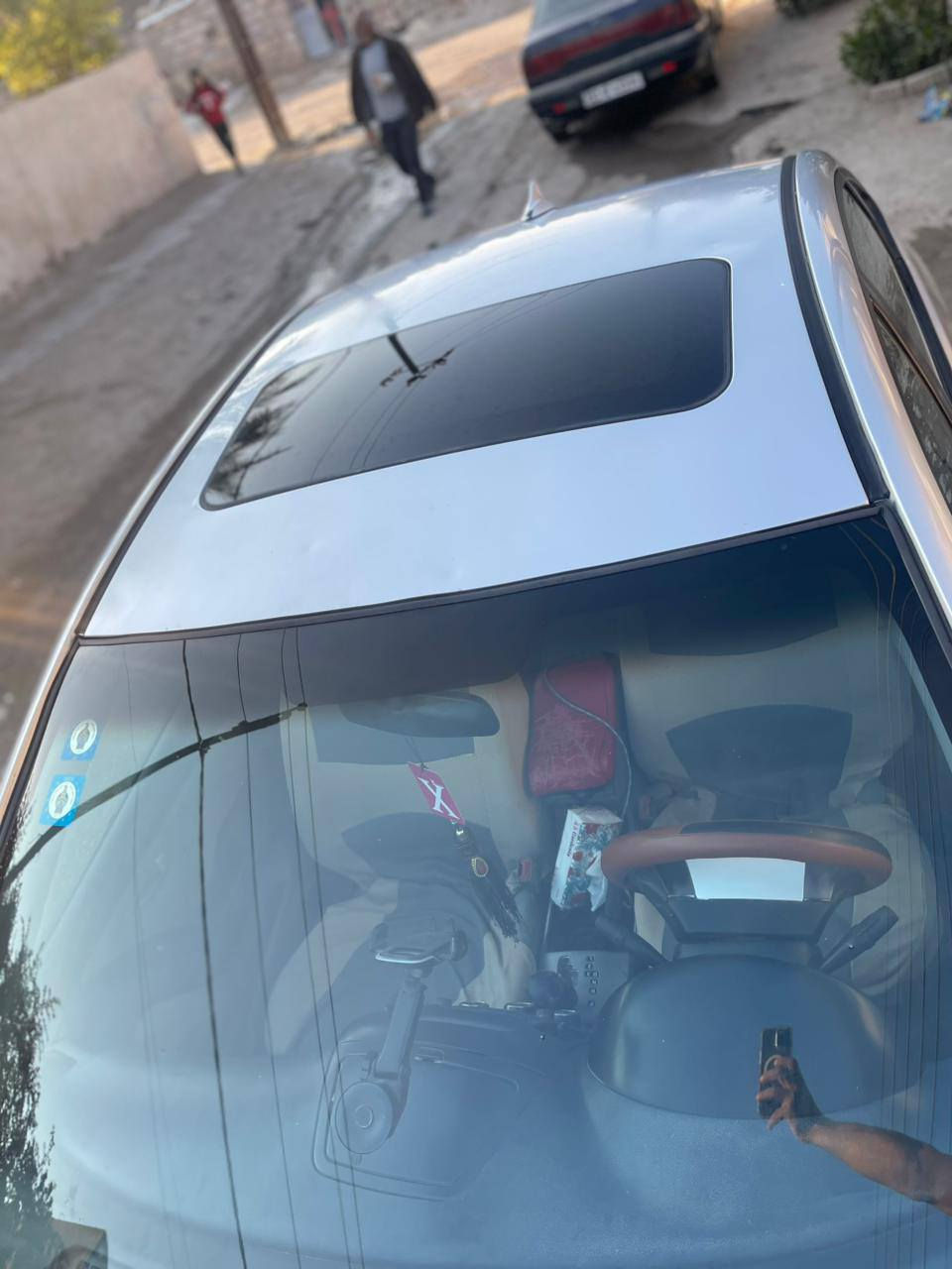 السلام عليكم عندي النتره 2009 امريكي محرك 2000 رقم بغداد انكليزي باسمي  بدون قطرة 💧 صبغ بيه فقط تبديل قطعه بنيد والقديم عندي السياره خير من الله جاهزه للاخير السعر 107وبيه مجال قليل مكاني بابل***********
