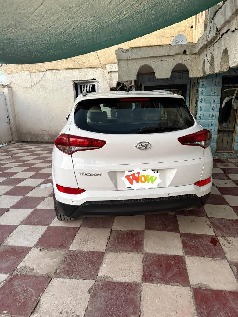 سلام عليكم توكسان 2018 مكفوله كفاله عامه حته من الشخط
ماشيه 50بعده بحالت الشركه رقم بابل 

مكينه 2000عنوان بابل مركز 
***********
