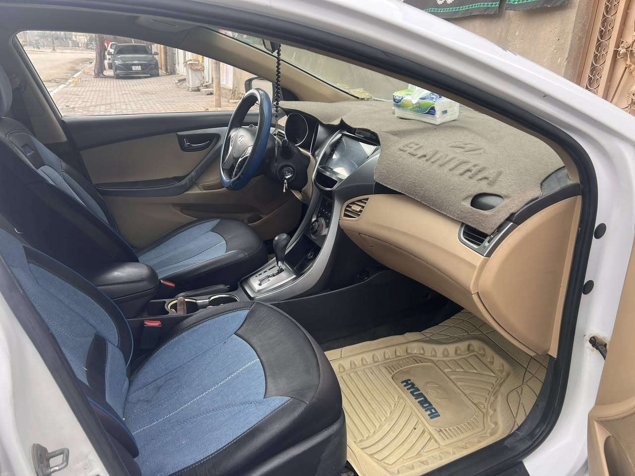 مكلف بالنشر 
النترا 2013 خليجي رقم مثنى 
حره 
مكينته 1600
اشاره بالمري
سنتر لوك
تحكم ستيرن
رشات صبغ مابيه بارد  سونار موجود 
مكان السماوه 
السعر 98 وبيهه مجال للشراي
رقم صاحب السياره 
***********
