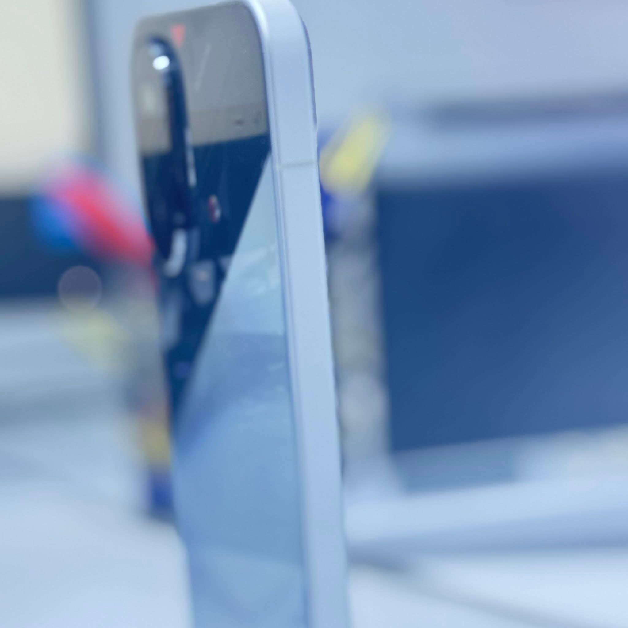 سلام عليكم بوكو f7 جهاز جديد كلش ذاكرته 256 بطاريته98 جهاز كلش نضيف يدعم 120بوبجي ارخص واحد اني ابيعه سعره 350شراي يتصل مكاني بغداد الحسينيه الراشديه ***********
