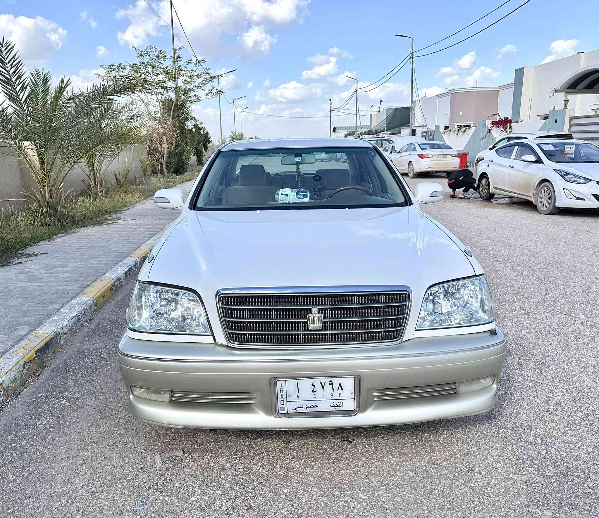 السلام عليكم ملكه 2001 نجف قرار ٤٨ بسمي ٣دكم تحوير نجف دشبول عارف غرفه جديده حداديه جديده السياره مسواله فره خضراوي 125 ورقه وبيه مجال مكان السياره المناذره ***********
