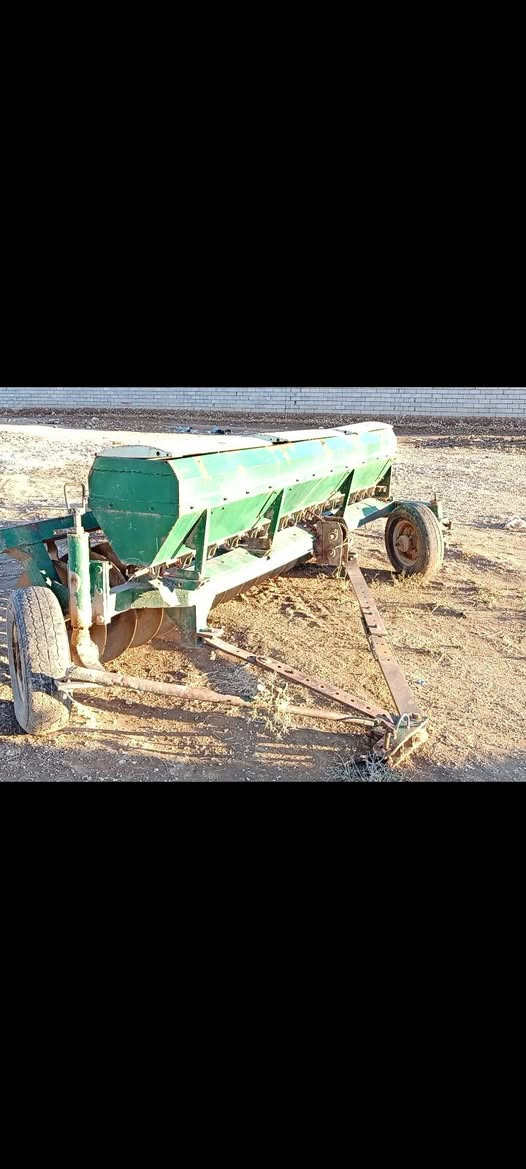 سلام عليكم لبيع دسك 14 صاج فرنسي جديد استفسار ع رقم
***********

