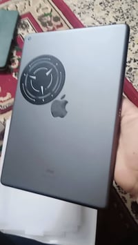 آيباد ٩ • ذاكرة ٦٤ • بطارية ٩٢٪