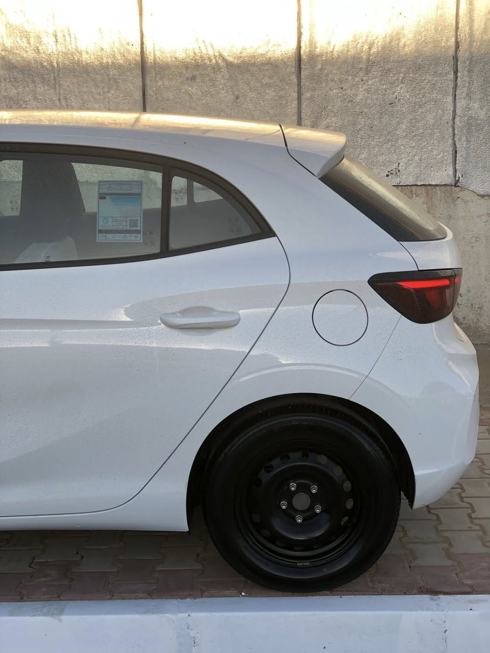 2026…mg3….1 hazar roshtw
Froshtn yan gorenawa 
*********** 
Zamana
