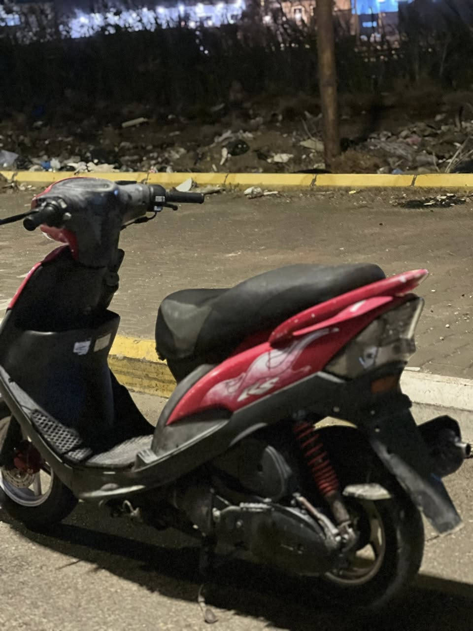 السلام عليكم ماكس عدله 
الدراجه حلوه و نضيفه شوفت عينكم 
عليه تزويد 
ويل نجمه مزدوده 
صالنصه صجميه 
كشن رياضي بلاد 
 الدراجه ((مفتوحه ))
باقي التفاصيل خاص أو تصال 
***********
