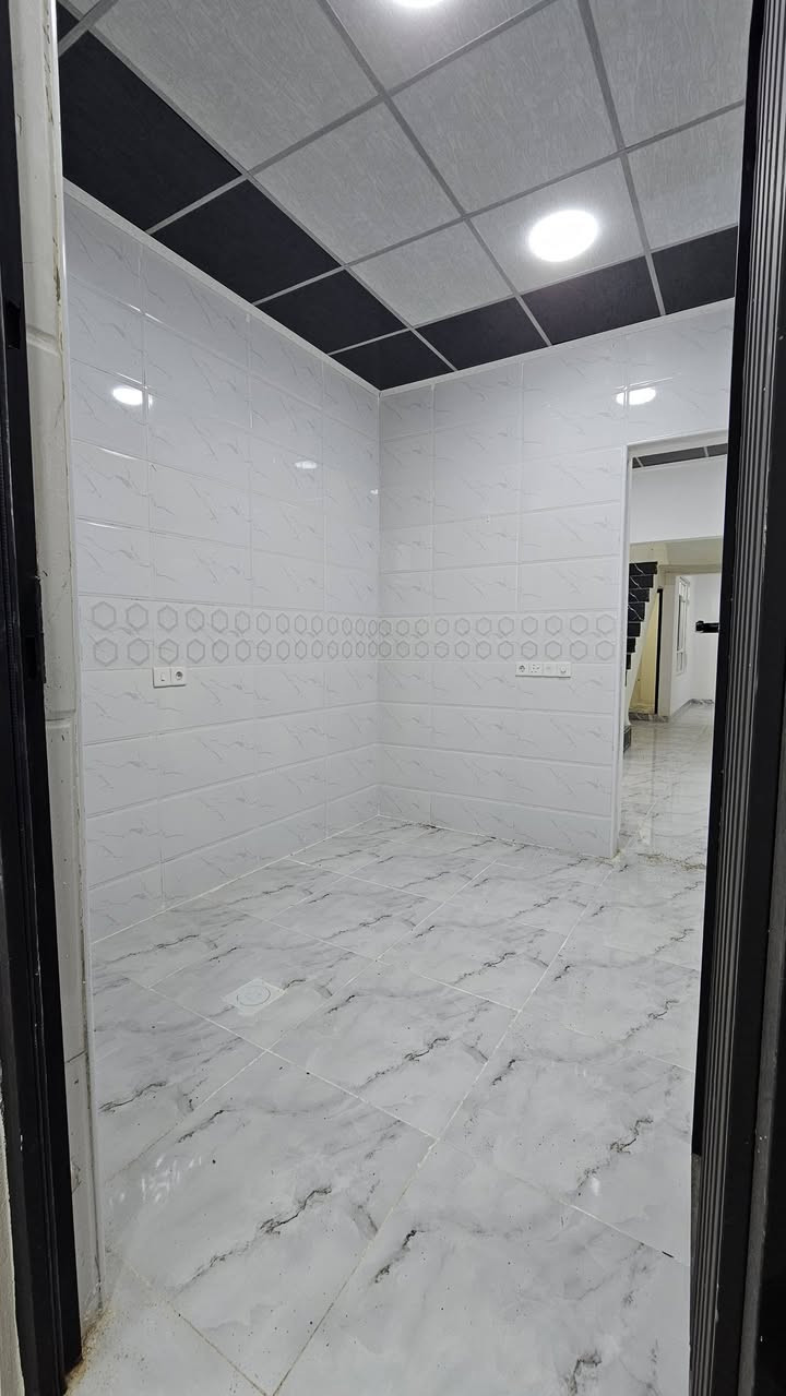 دار زيرو للبيع 🏠 بسعر جدا مناسب
مساحه 110 متر
 واجهه 6.25 متر 
موقع دار في منطقه القوسيات خلف معمل غاز التوفيق
3 غرف نوم 
استقبال مطبخ هول مغاسل داخليه مغاسل خارجيه
سعر 54 مليون وبيه مجال 

الاستفسار اتصل على الارقام التاليه
***********     ابو براق 
***********     ابو راكان 

   #عقارات_البصمة_الملكية
#مقاولات_عامه_بناء_بالقساط  #بيع_وشراء_الدور_والاراضي
