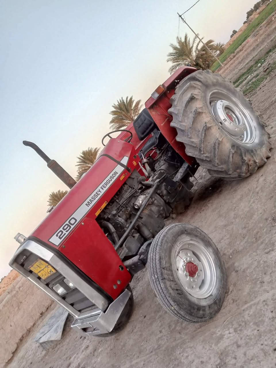 مكينه فوركسل البيع نكليزي حجم 290 كفاله المكان بابل سعر مناسب   لا نتصال ***********
