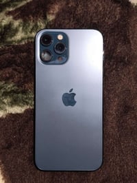 وبركاته من رخصت الادمن   ايفون 12 برو ماكس للبيع استعمال جدا قليل الجه...