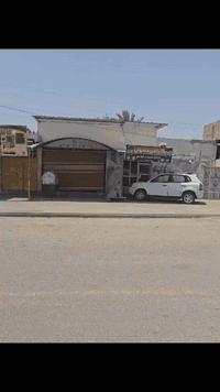 🏡 بيت ومحلات تجارية للبيع
على بركه الله متوفر ✨️✔️
📐 المساحة الكلية: 442 متر
📏 الواجهة: 20 متر
📏 النزال: 22 متر
🟦 العقار يُباع كامل
🟩 وممكن بيع ربع العقار بمساحة 110 متر فقط
للاستفسار والاتصال:
***********📞
***********📞
