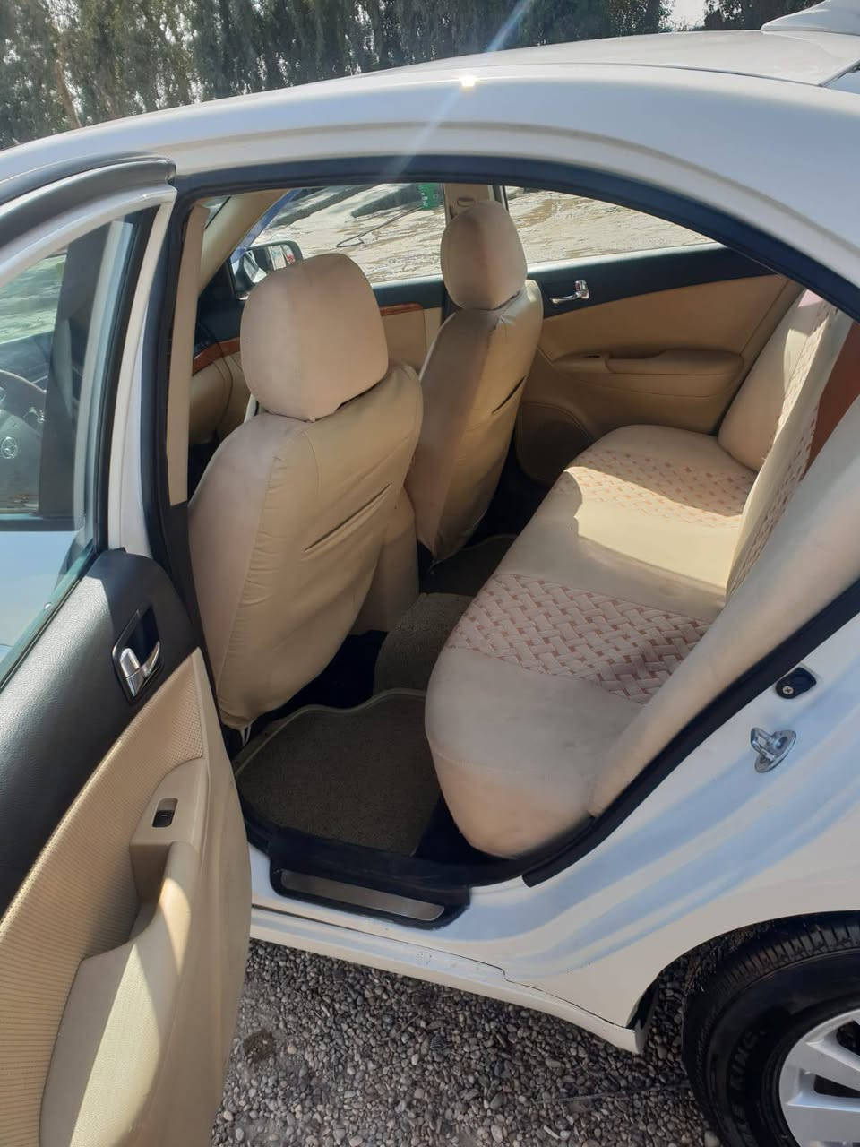 سوناته 2011 ادوات بيه كتاب مرور محجوز رقم بس تدفع كمرك وترقم انبار صبغ احزام محرك بي تنقيص السعر 55 وبيه مجال
***********
