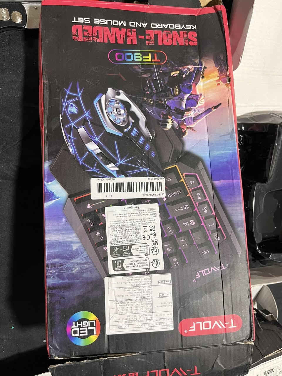 كيبورد اجاز وموس بلوتوث وكييورد كيمنك 45 كلهن وبلعافيه جديد غير مستعمل


**إذا كنت صاحب هذا الإعلان وتريد حذفه لأي سبب، رجاءا أرسل رسالة إلى الدعم الفني**