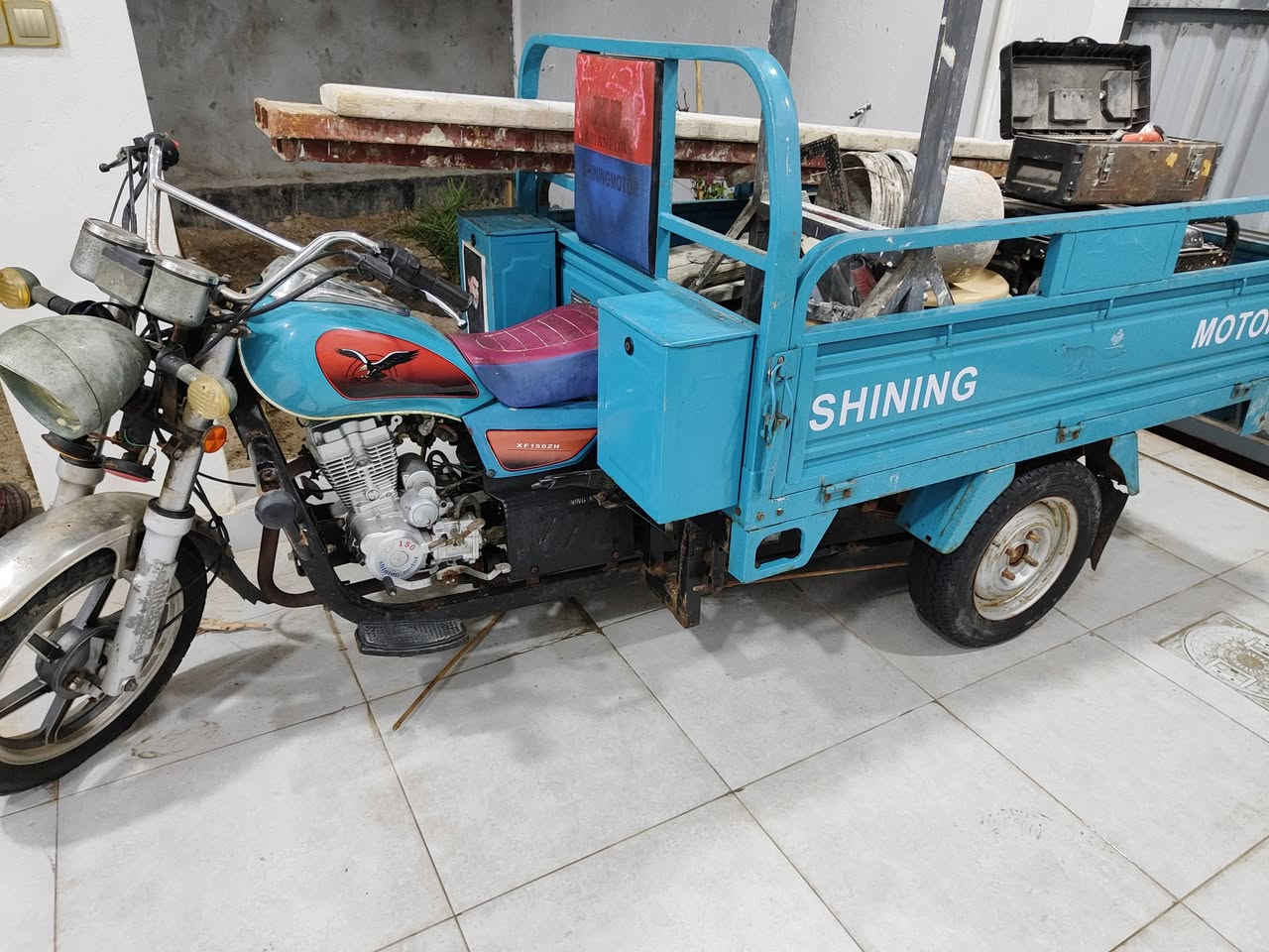 السلام عليكم
كربلائيه للبيع مديل 23 ماشيه قليل كلش 14 الف السعر مليونين و100 بيها مجال بسيط ***********
