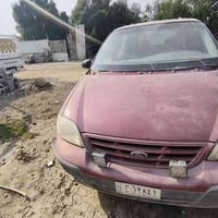 من رخصة الادمن سياره فورت موديل ٢٠٠٠ شغاله الداخل نضيف نقصها بس كهربائ...