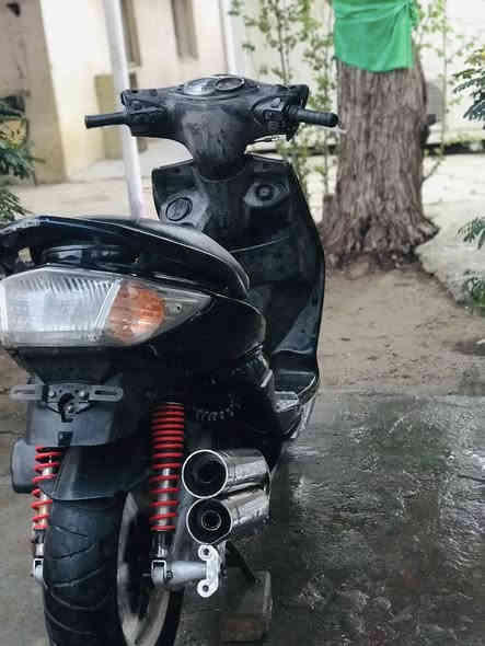 سلام عليكم سكنس فحل للبيع او مراوس بجبلي دراجه كامله اي نقص مابيها صالنصه قطعتين 
بكلايت شفاف اشاير لد 
رقم ***********
بغداد الحسينيه مال راجديه
