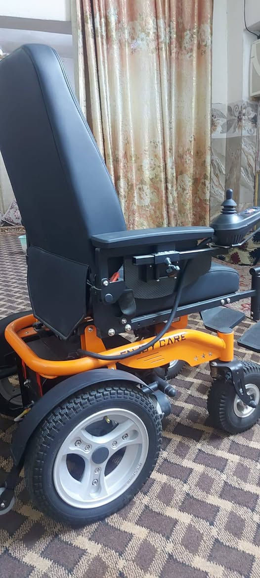 كرسي متحرك كهربائي أخو الجديد سعره 450 و بيه مجال للشراي تعال خاص و تدلل


**إذا كنت صاحب هذا الإعلان وتريد حذفه لأي سبب، رجاءا أرسل رسالة إلى الدعم الفني**