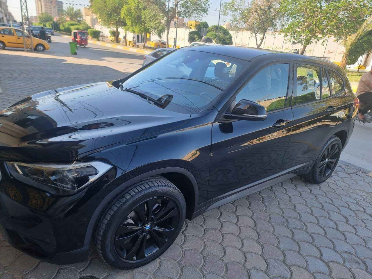 السلام عليكم BMW للبيع موديل2021 استلام شركه اخت الجديده السعر دفترين 20000 $


**إذا كنت صاحب هذا الإعلان وتريد حذفه لأي سبب، رجاءا أرسل رسالة إلى الدعم الفني**