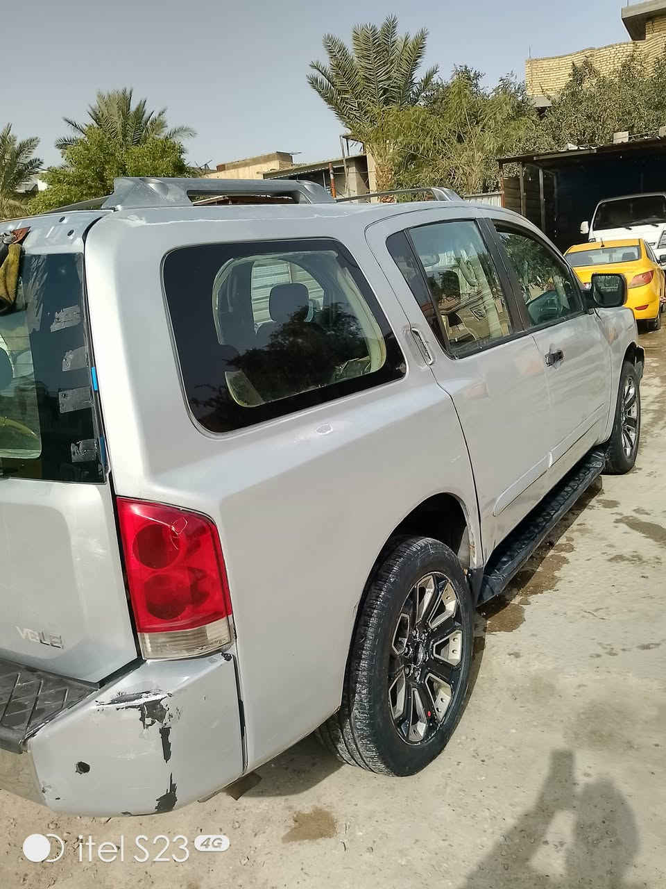 سلام عليكم سياره نيسان موديل 2009 رقم بغداد كير ومكينه وكسن بلكرتون تخم تاير ويل مال تاهو كهربيات كله شغاله سياره بيعه كوم حديد حاله حال أدوات رقم وسنويه بيه وكاله ام لبركود ومستمسكات موجوده رجع وكول كوم حديد سعر 38 وبيه مجال لطيبين مكاني بغداد رقمي ***********
