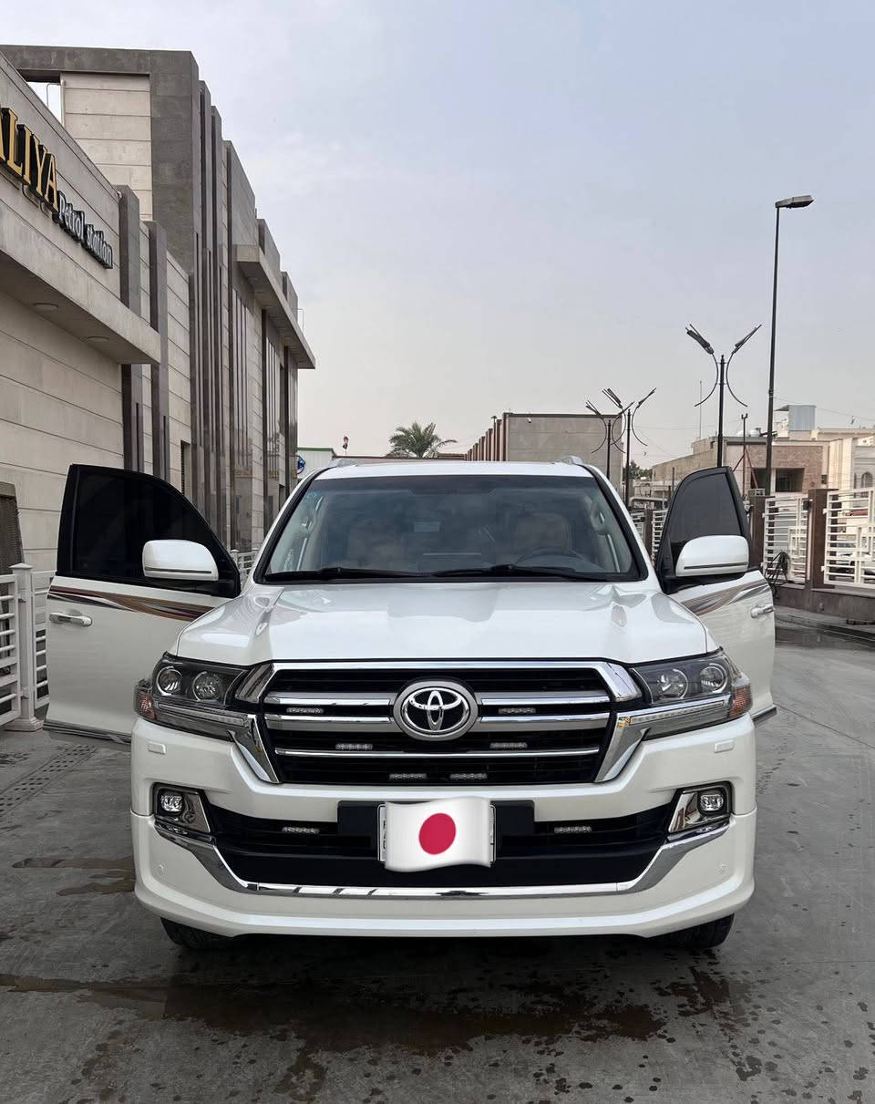 لاندكروز 2019 بريم أصلي GXR الممشى 28 ألف كم حقيقي 100% مكفولة كفالة كاملة من كل شيء حتى الشخطة

🟪 السعر  :: الطلب في التعليقات ويوصلك مباشرة ✍️ 📩                                           فقط على الصفحة مو على كروب🌐

مواصفات البريم 
المواصفات
ناقل حركة أوتوماتيك
بصمة أبواب وتشغيل
فتحة سقف
مقاعد جلد
كراسي أمامية كهرباء مع تبريد وتدفئة
شاشة كبيرة مع نظام ملاحة
رادار أمامي وخلفي
تحذير الخروج عن المسار
نظام النقطة العمياء
تثبيت سرعة راداري
نظام مانع الانزلاق
جناح خلفي
سنسرات أمام وخلف
جنوط وكالة

رقم صاحب السيارة 
***********
