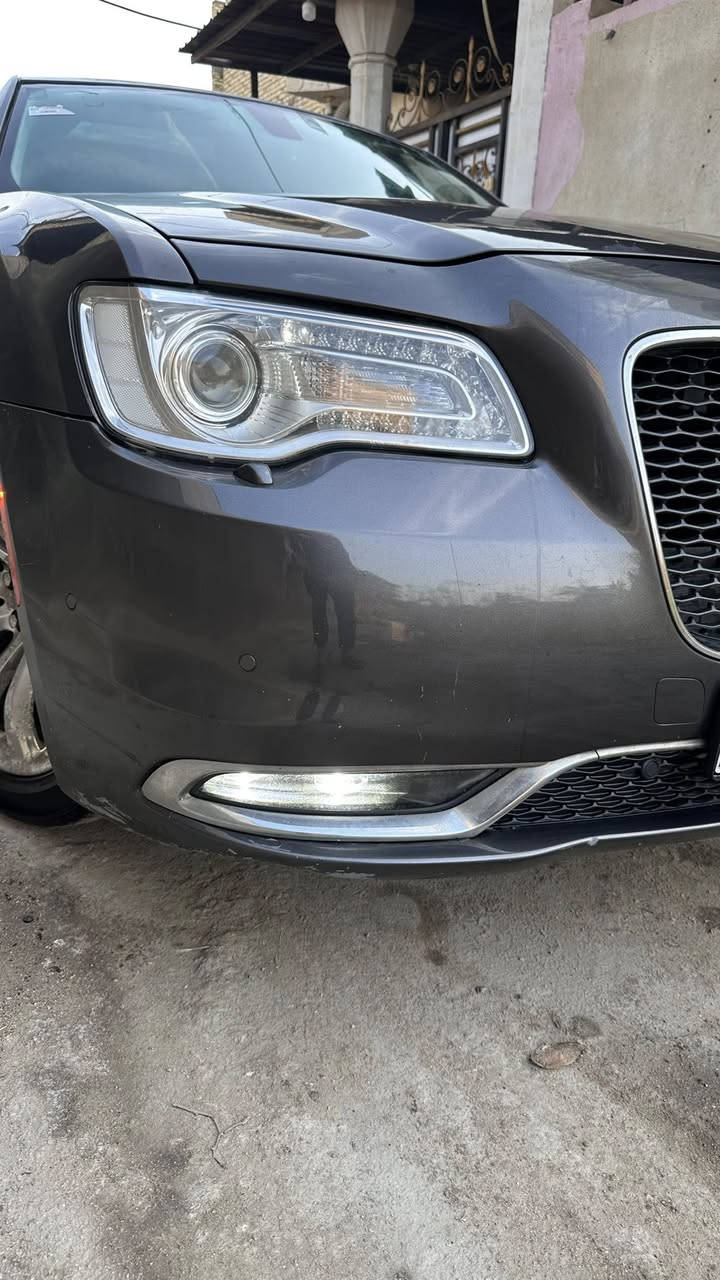 اوباما 2017C_ادوات_دخول جديد
محرك 3600 كير جوك 2 ويل 
السياره فول مواصفات1/1
حداديه جديده 
دواخل جلد 
شاشه جبيره
تحكم ستيرن
حساس امامي خلفي 
زراك لايت 
تبريد ثلج❄️
كشنات كهرباء تتفئ تبريد
السياره جاهزه من كلشي 
فقط بيه كصه جنطه
رقم توام شرط الحاسبه 
المكان البصره وتفاصيل وسعر اتصل  
‭0777 167 6364‬
