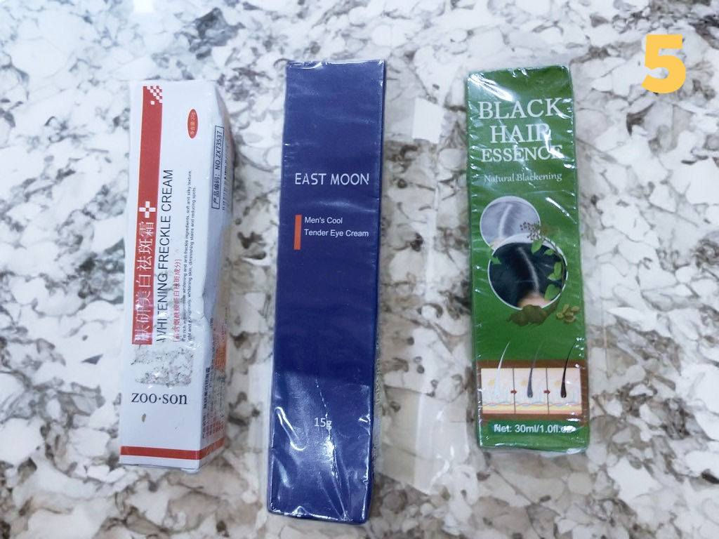 منتجات عناية بالبشرة والشعر 
1/للبشرة فقط 
اداة تحتوي على مسامير 
تشد البشرة وتعطي نظارة 
تزيل التجاعيد 
تفتح المسامات 
بحيث يمتص زيوت العناية بالبشرة .وتسد المسامات الواسعة 

ملاحظة 
اذا اكو حب شباب اوصدفية او مشكلة بالبشرة يمنع استخدامها بالمنطقة المصابة 
السعر 5 الاف

2/كريم تحت العين 
لتفتيح وازالة الهالات السوداء ويرطب المنطقة
السعر 2 الف

3/جل مزيل اظافر 
السعر2 الف 

4/و 8/
كولاجين للبشره نوعين 
يعمل على ترطيب البشرة و شد البشرة و ينطي نضارة طبيعية 
رقم 4سعره 3  الاف
رقم 8سعره 8  الاف

 5/
الاحمر للتجاعيد
الازرق للهالات السوداء تحت العين 
الاخضر شامبو  صبغ اسود للشيب
القطعة ب2

6/شامبو لصبغ الشعر لون اسود 
13 الف

7/مخدر لازالة الشعر 
والتاتو وازالة التاتو 
السعر 3

9/صمغ رموش 
السعر2

10/eye shadow
150لون 
مواد طبيعية متسبب حساسية
 ولا تأذي البشرة 
تحافظ على البشرة
السعر بالتخفيض الحالي 
20 الف

11/نوع ثاني eyeshadow 
 مواد طبيعية متسبب حساسية 
السعر 15 الاف 

  
12/يزيل التجاعيد 
يرطب البشرة ويعطي نضارة ويعالج المسامات الواسعة 
السعر 8


**إذا كنت صاحب هذا الإعلان وتريد حذفه لأي سبب، رجاءا أرسل رسالة إلى الدعم الفني**