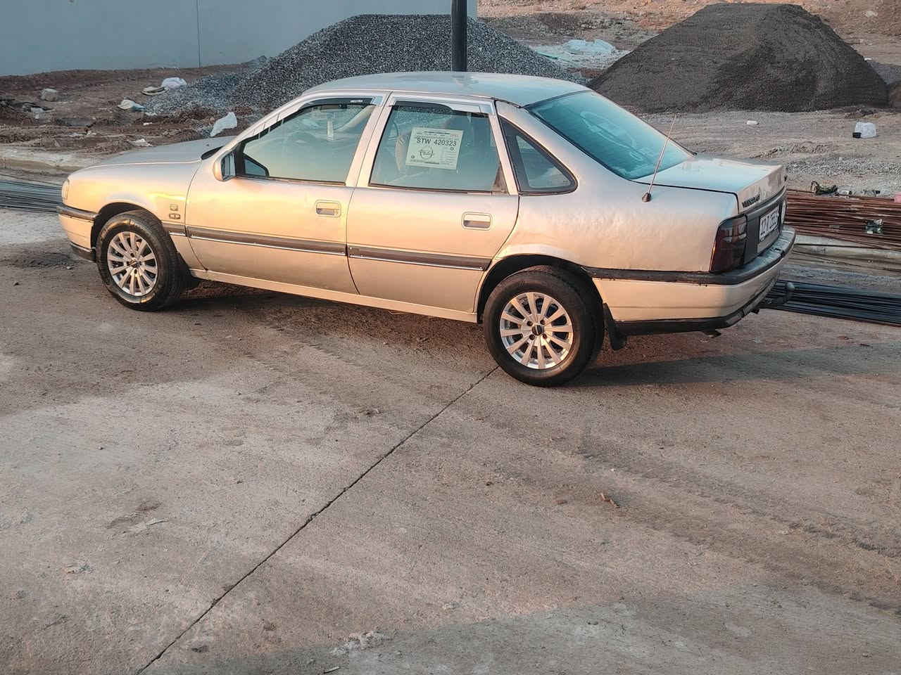 فكتره حجم 16 رقم مسطره سنويه  عضم2030 هزه جديده كربون بانزين موجود  سياره بيها ضربه من صندوك وصل لسكف  يردلها ترتيب خفايف شرط تحويل . بيع ومراوس سعر 32  الهاتف ***********
 ***********
