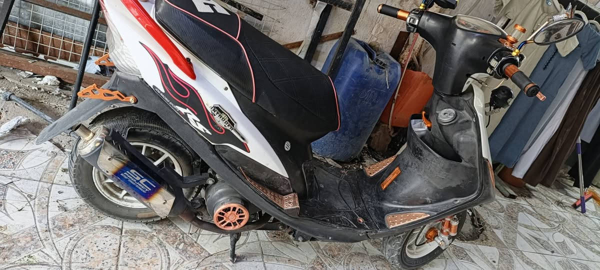 للبيع وبيه مجال 950🔥
خاص مفتوح.


**إذا كنت صاحب هذا الإعلان وتريد حذفه لأي سبب، رجاءا أرسل رسالة إلى الدعم الفني**