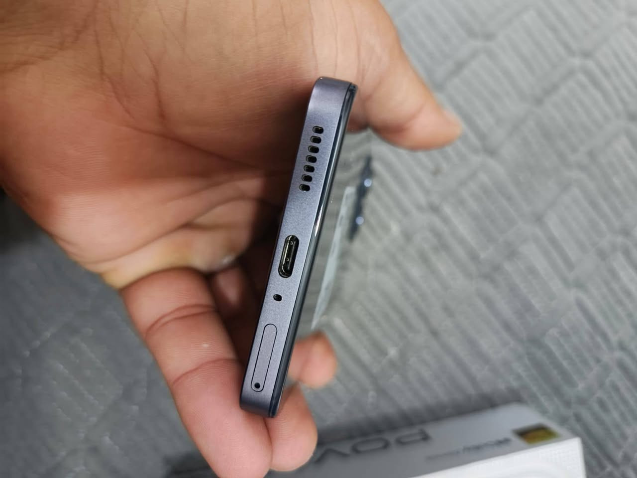 السلام عليكم للبيع TECNO POVA 7 Ultra 5G
استخدام اسبوعين فقط شخط مابي غراضة ممفتوحة رام 12++24 /256 اقوة مواصفات هذا , السعر 380 وبي مجال بسيط حك جيتك جماعة 300 بس تعلق احظرك #جهاز_جديد . 
المكان بغداد الامين 2 
للاستفسار ***********
