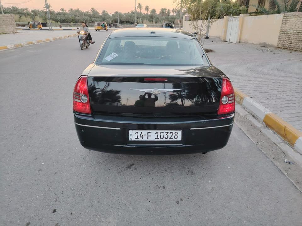 اوباما موديل 2009 اصل يو بي أس جبير
مكينه 3500 اصلل

كير مكينه حداديه تخم تاير تبريد+تدفئه كفاله 

لغود شواصي برانكيتات كفاله

السياره مكفوله من العيوب الشرعيه والضربه القويه والسياره مكفوله من الضربه

رقم بصره انكليزي مشروع وطني تحويل بكل لمحافظات هزه جديده سنويه جديده بأسمي

السياره بيها رشات صبغ ابيع حزام 

كشنات جلد شاشه تاب مضخم صوت منضومه لايت زنون كامله كشنات كهرباء تشغيل عن بعد

وشرط السياره بيها كير ومكينه حاويه كارتون 

العنوان واسط 

السعر 103 وبيها مجال بسيط حكك الجيه 

‭٠٧٨٧ ١١١ ٣٠٩٧
