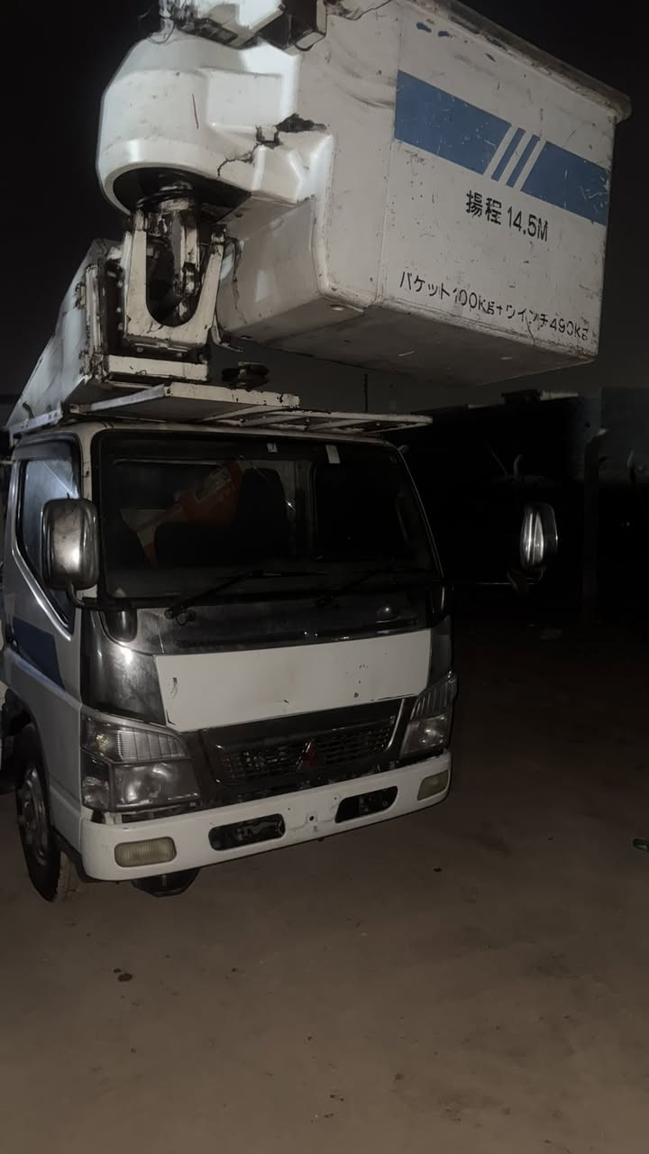 سلام عليكم باسكت كوب لبيع ١٧ 
كهرباء هايدروليك عنوان بغداد
سعر ٢٢٥ 
***********
***********
