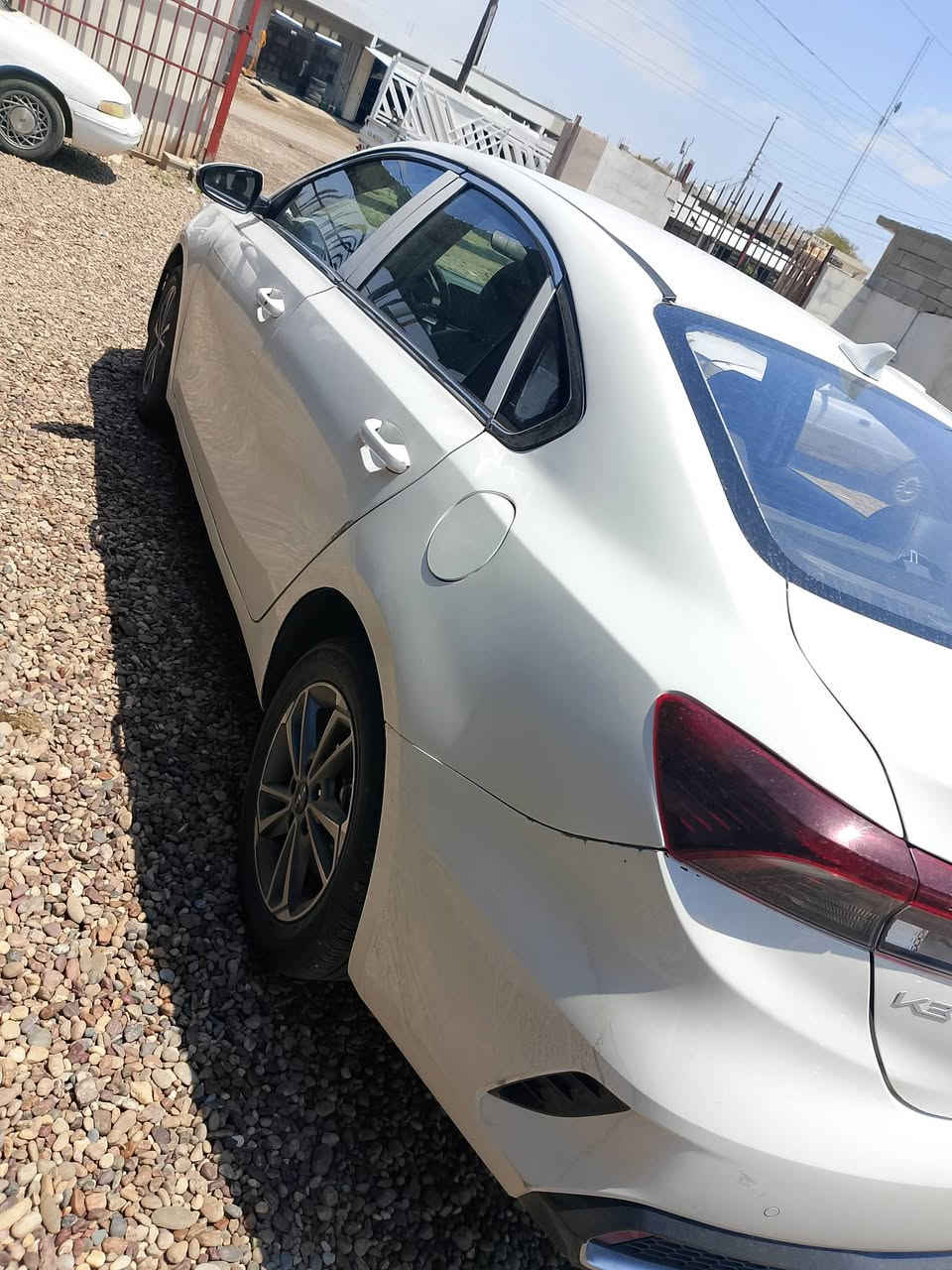 كي 3 2024 للبيع السعر 130


**إذا كنت صاحب هذا الإعلان وتريد حذفه لأي سبب، رجاءا أرسل رسالة إلى الدعم الفني**