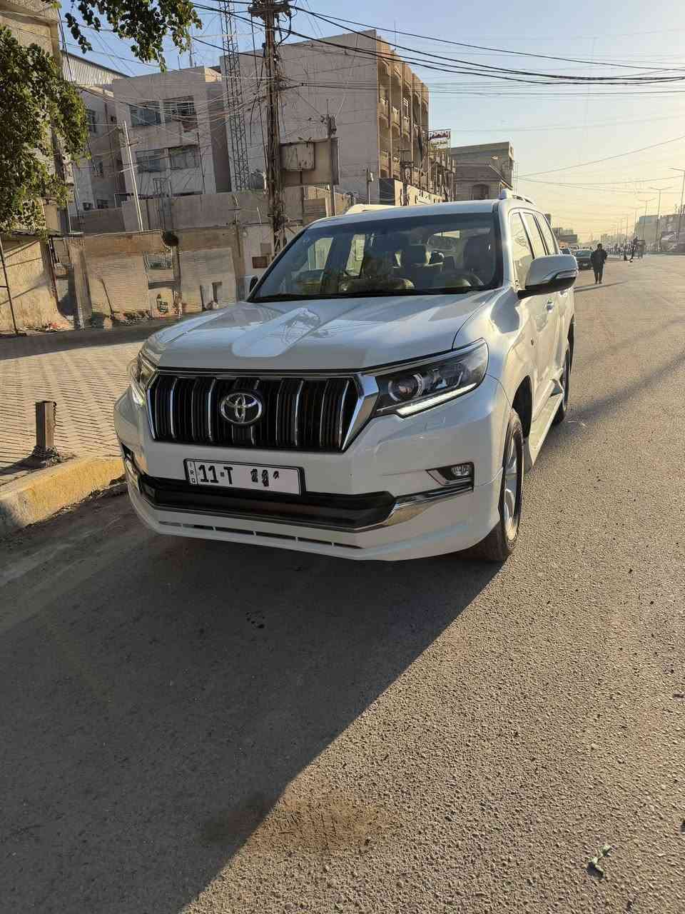 السلام عليكم للبيع برادو ٢٠١٨ Tx.l
مكفوله من صبغ وضربه 

فول مواصفات 

ماشيه ١٢٠ 

السعر ٣٩

للاتصال 

***********

رقم بغداد بسمي
