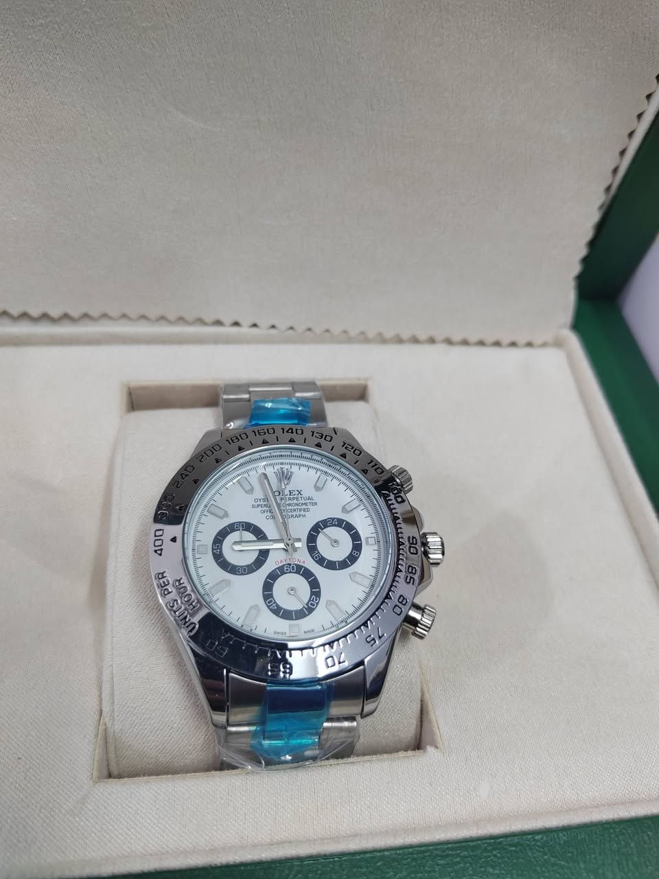 دايتونا ماكنة ماطور حركة اوتماتيك سناتر كلها شغالة


**إذا كنت صاحب هذا الإعلان وتريد حذفه لأي سبب، رجاءا أرسل رسالة إلى الدعم الفني**