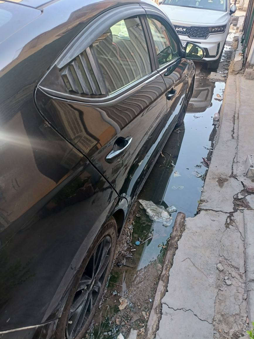 السلام عليكم النترا اربيلية سودة 18 رقم جديد سنوية بسمي محرك دوش 2000 فول عدا الفتحة تشغيل عن بعد حساسات جانبية تدفئة كشنات  بغداد الكرخ *********** بغداد, العراق
