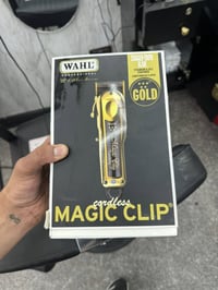 WAHL Magic Cordless Gold    مكينه جديده مو مستخدمه ونضيفه لا لا جديده ...