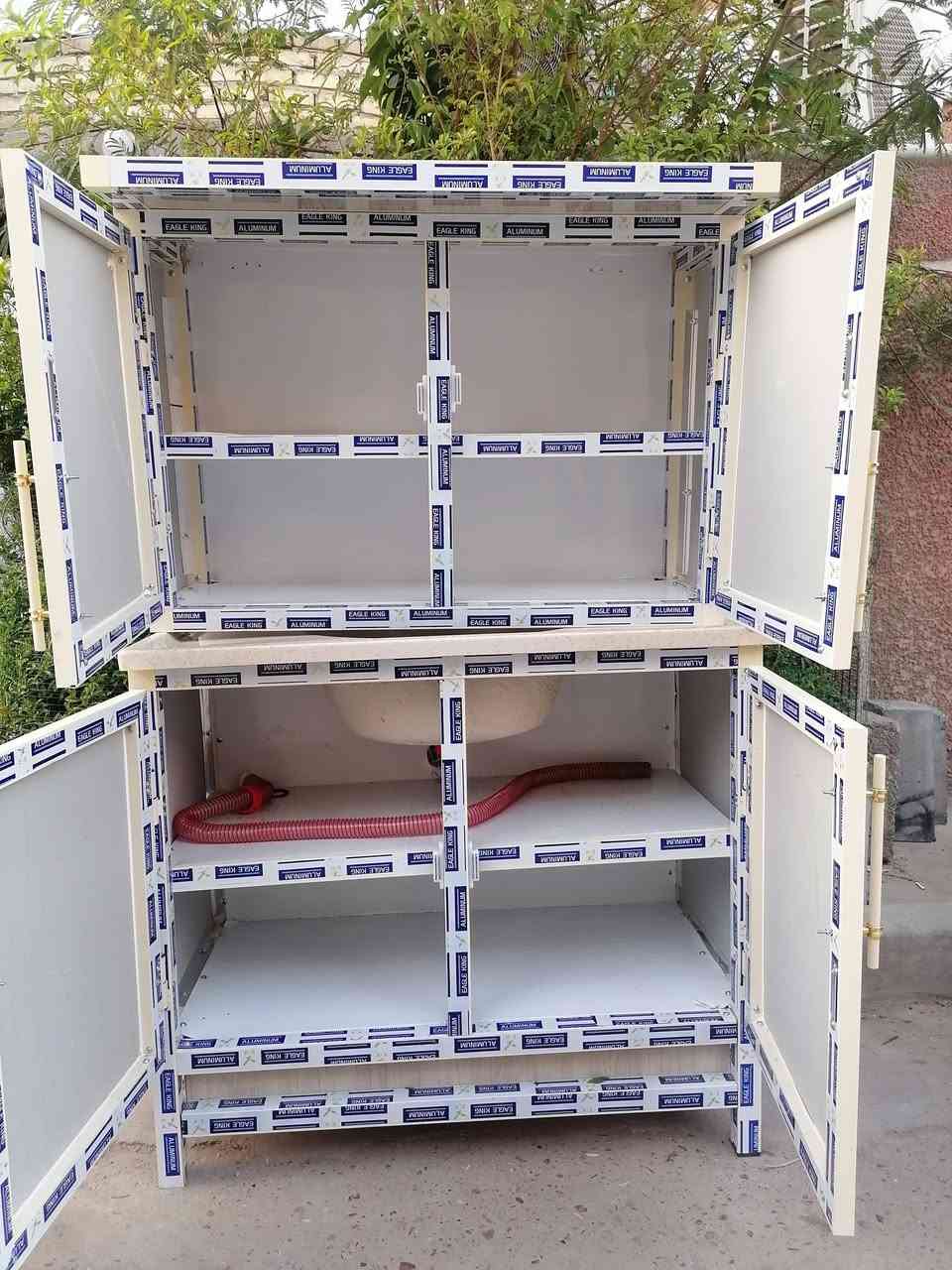 السلام عليكم كاونتر قطعتين سنك وملحق مستخدم نضيف العنوان الشعب اكو خدمة توصيل بكروه ***********
