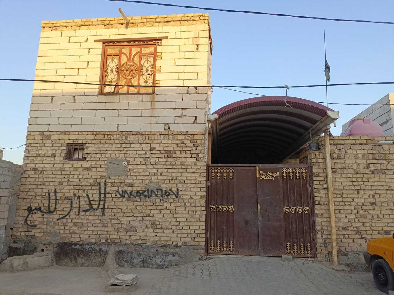 السلام عليكم 🛎
بيت للبيع زراعي سند 25☘
مساحة البيت150🏠
المكان... حي الامين اولئ📍
كامل خدامات. مدرسة 🏫تبليط 🚗مجاري📌
السعر خاص..💰💸
الاستفسار واتصال ع رقم ***********🔍بية واتساب.. 📝
