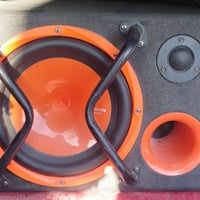 مضخم جديد البيع السعر 60 وبي مجال التوصل على الرقم 07722675779