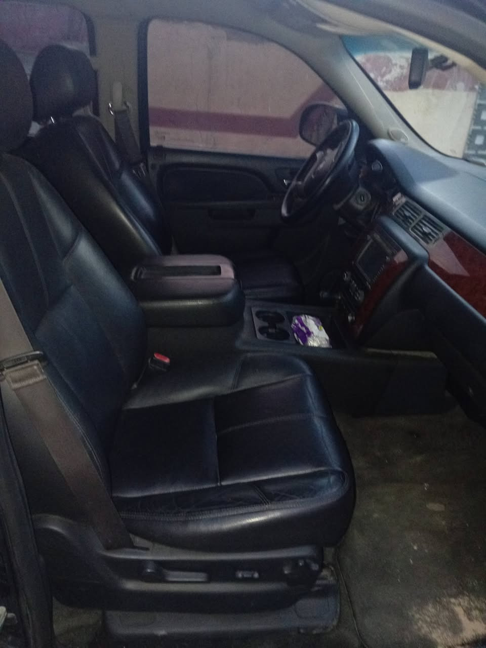 السلام عليكم تاهو موديل 2013 ادوات كص القمارة فقط مكفولة كير ومكينة وصدر تخم تاير داخلة 2024 شهر 8 سيارة جديدة العنوان مدينة الصدر للتواصل والاستفسار ***********
