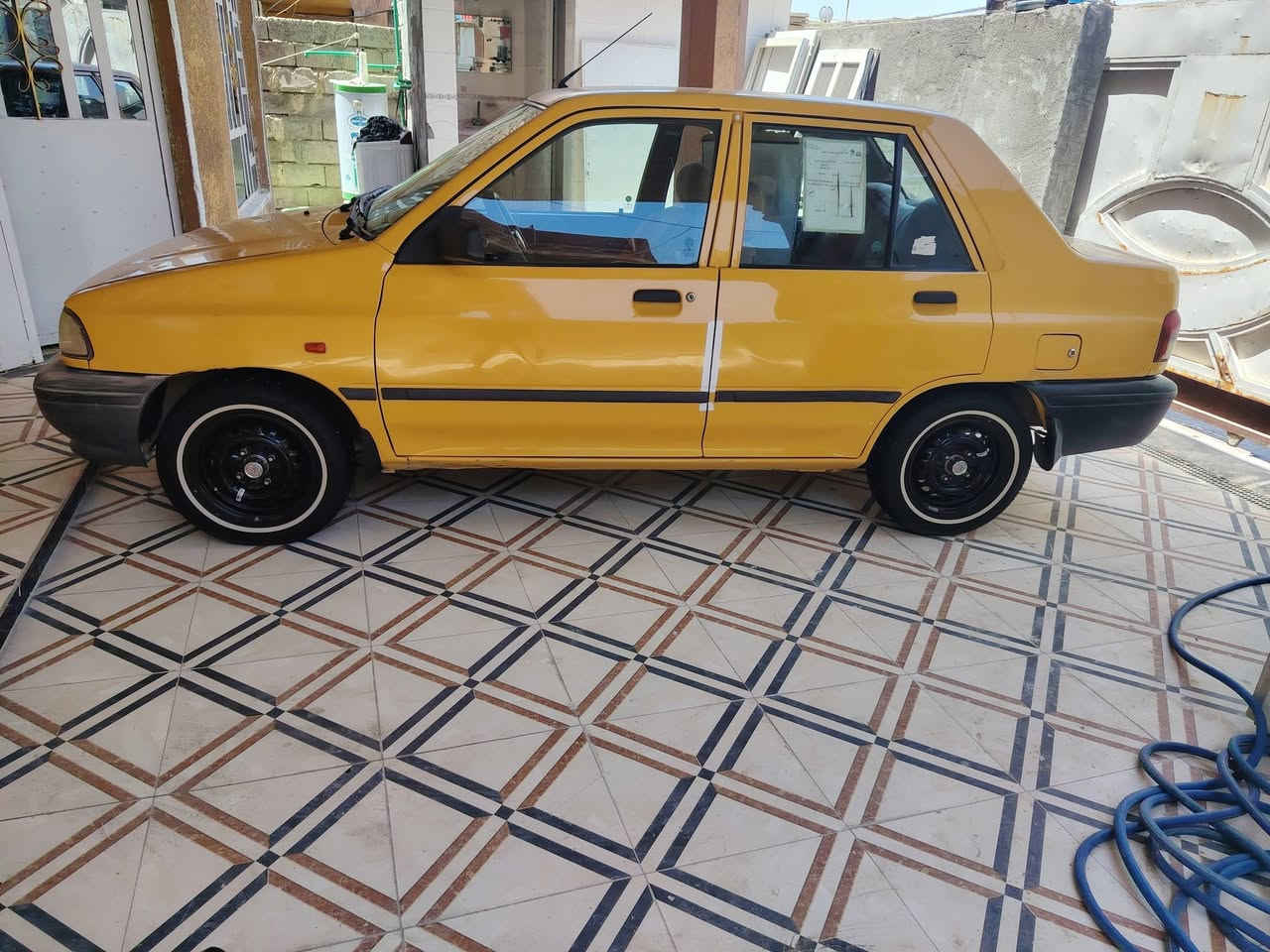 سلام عليكم سايبه البيع 2015بسمي مكفوله بيه بارد قليل الباب الي وره الصايق شواصي مكفوله تبريد شغال تحويل ثاني يوم ماشيه 170الف السعر 38ورقه بيه مجال العنوان بسمايه حي الوحده رقم الهاتف ***********
