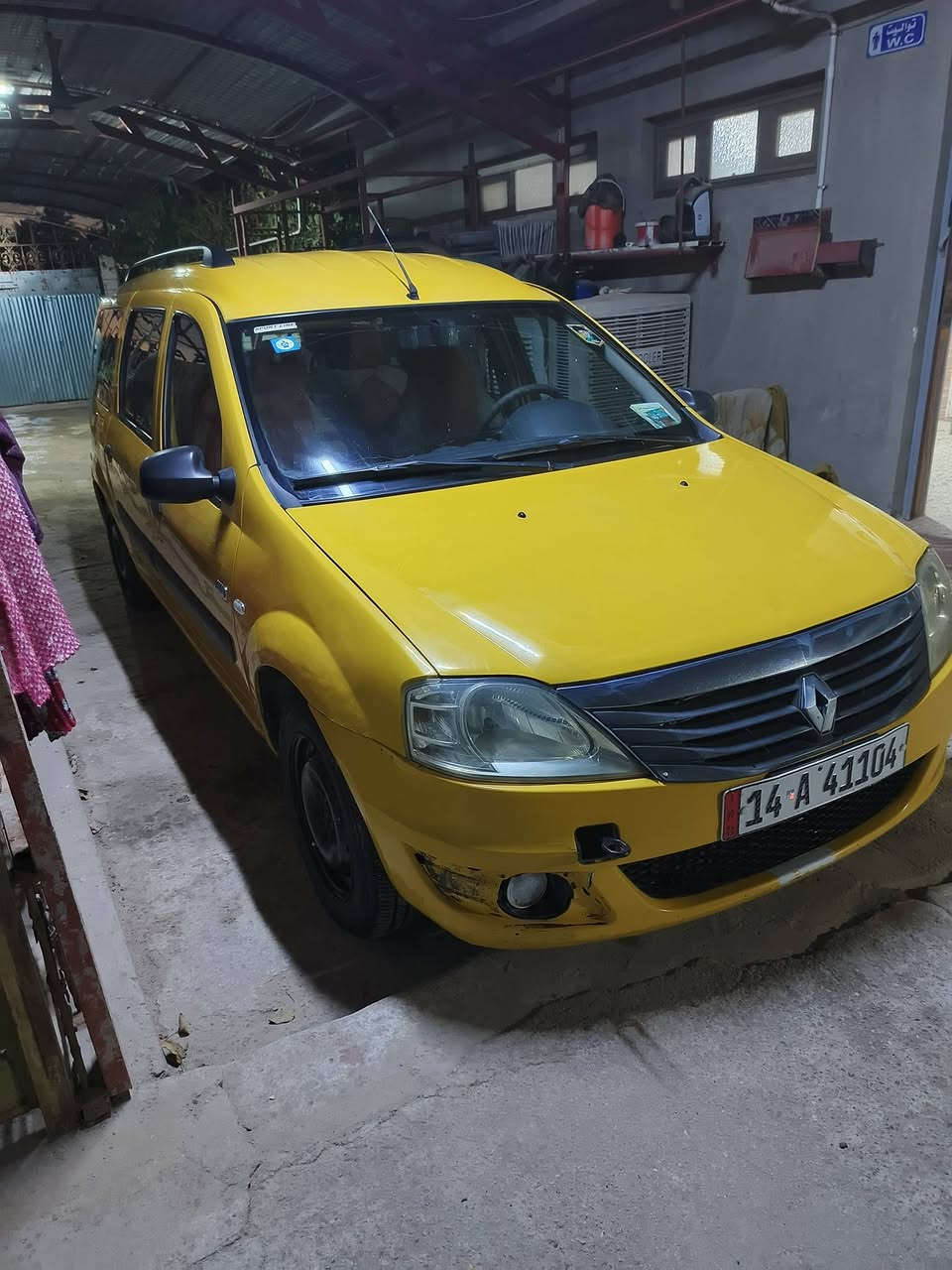 #ياالله السلام عليكم
#رينو 7 راكب موديل 2011 رقم دولي بصره سنويه لـ 27 مكفوله كفاله عامه
تخم تاير شرط والسبير جديد كير ومحرك وحداديه مكفولات السياره مال بيت يعني مامشتلغه ولا داخله كراج ولاشي فقط للبيت مامتعوبه ثاني يوم تريد اداورلك  سعرها 55 وبيه مجال بسيط للشراي الرقم والعنوان سماوه 
***********
***********
