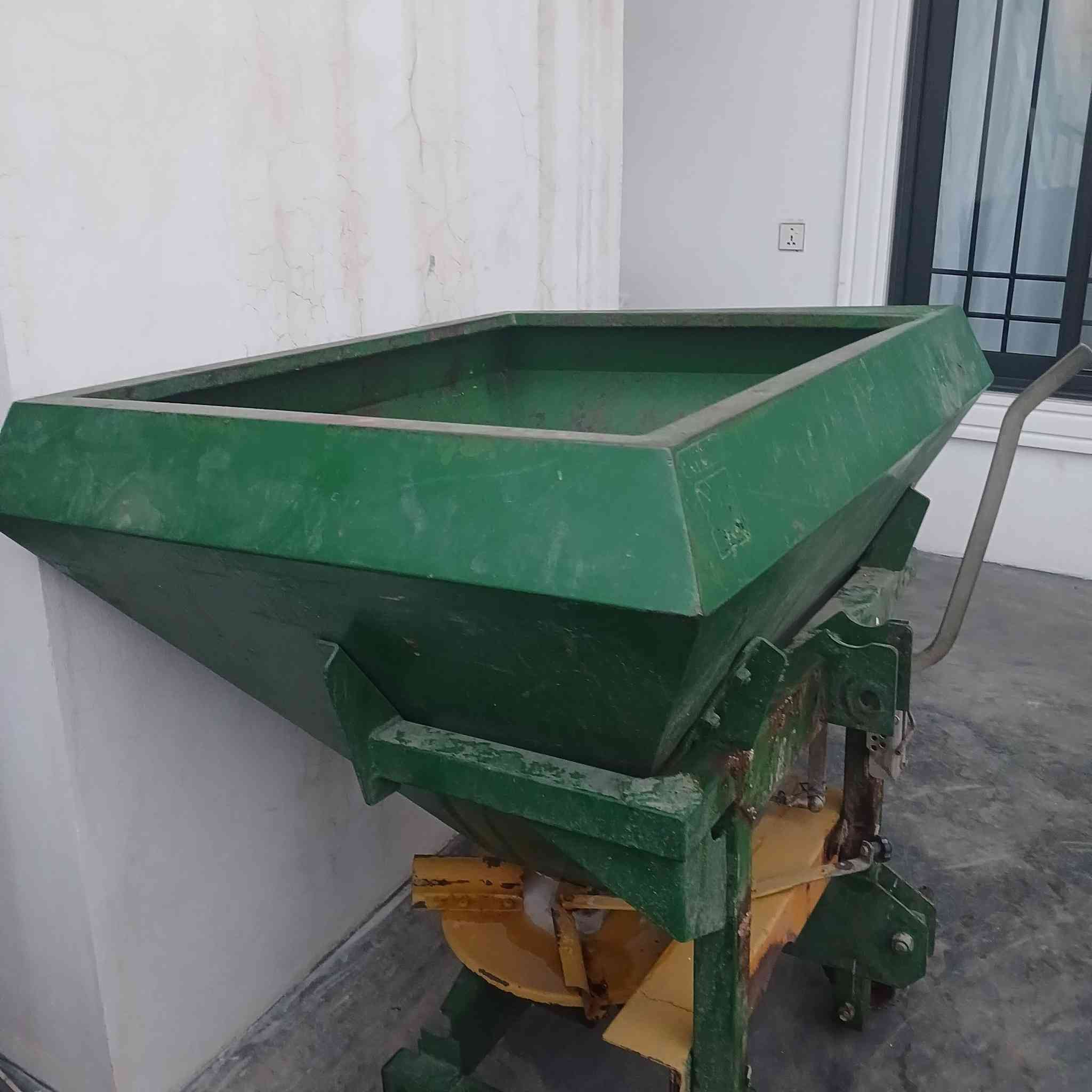 بازيره بؤفرؤشتن توركى 400 زؤرخاوينه
شوين چوارقورنه ***********  ***********
