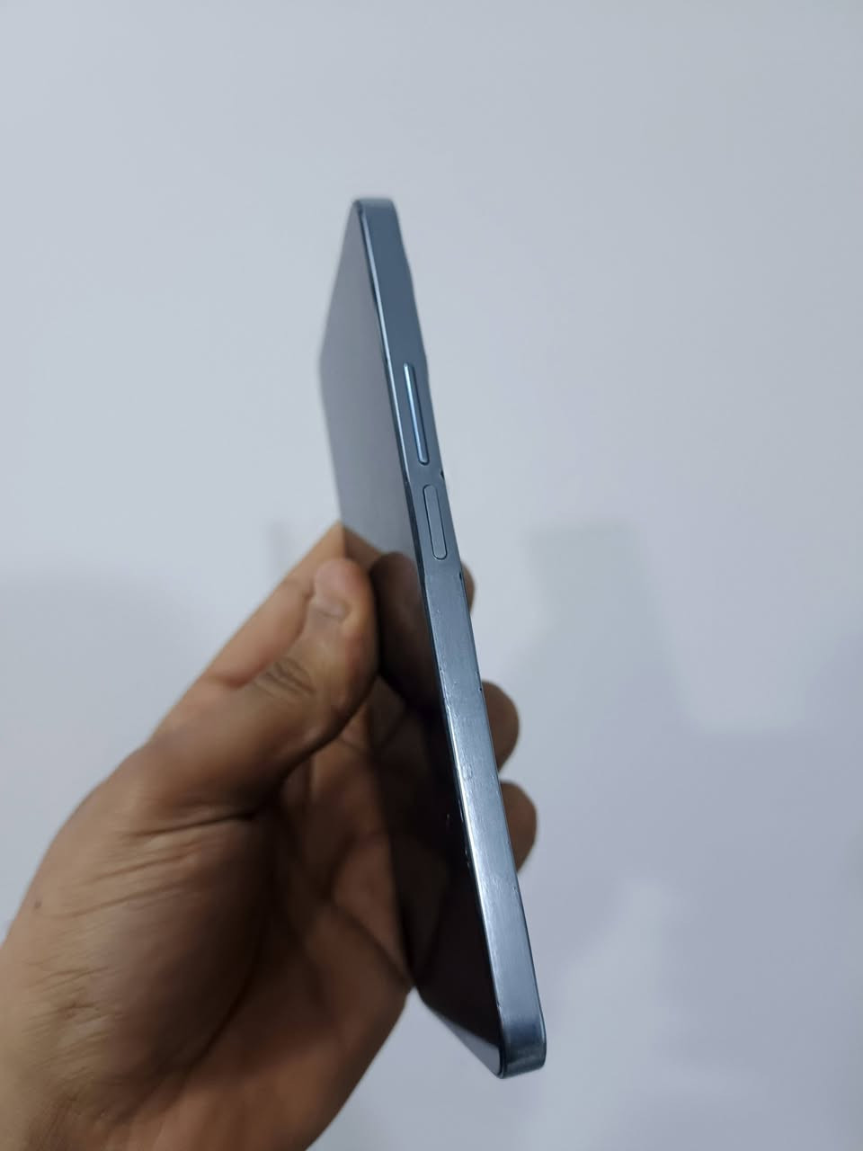 Honor x8a
Ram8+turbo 
128GB 2SIM 4G 
تنها جامي گوراوه بيكيشه يه 
نرخ ٨٥هه زار


**إذا كنت صاحب هذا الإعلان وتريد حذفه لأي سبب، رجاءا أرسل رسالة إلى الدعم الفني**